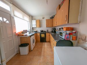 Photo 8- click for photo gallery